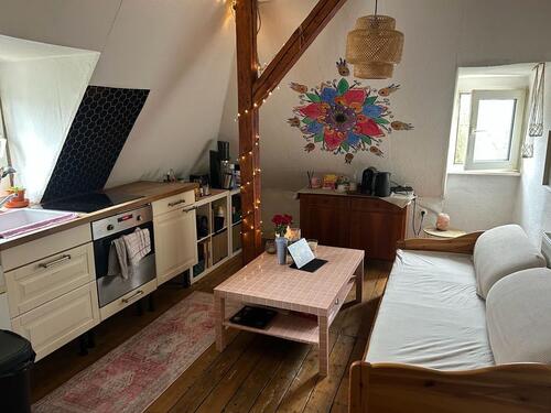 Foto - Möbliertes Zimmer in entspannter 2er-WG (weibliche Person!)