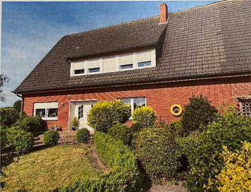 Foto - Zweifamilienhaus - 299.000,00 EUR Kaufpreis,