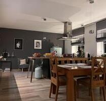 Luxuswohnung in Bestlage Siegburg teilmöbliert