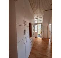 Stilvolle Altbauwohnung mit Garten, Balkon – Bielefeld Innenstadt