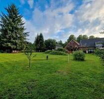 Vielseitiges 3-4 Familienhaus auf ca. 1,5 ha Grundstück - Fockbek