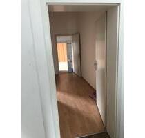 Renovierungsbedürftige 2,5 Zimmer Wohnung Krefeld City