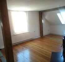 Dachgeschosswohnung Altbau, 3 Zimmer mit Tageslichtbad - Putbus