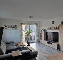 Moderne 3 Zimmer OG Wohnung ca.90 m² Balkon in Rentweinsdorf