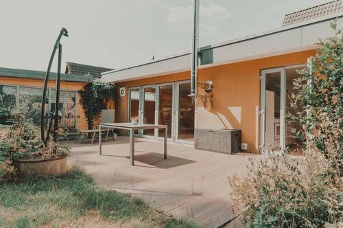 Foto - Vielseitiges Haus mit Anbau, großem Garten & Werkraum