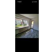 Modernisierte 3-Zimmer-Wohnung mit Balkon und EBK in Kempten - Kempten (Allgäu) Auf der Halde
