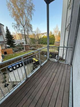 Foto - Kompakte 2-Zimmer mit Balkon, Wanne und Laminat in TOP-Lage!