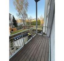 Kompakte 2-Zimmer mit Balkon, Wanne und Laminat in TOP-Lage! - Chemnitz Altendorf