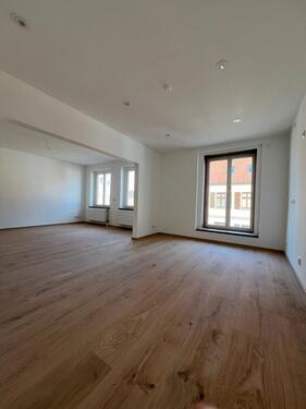 Foto - Willkommen in dieser neuwertigen 5-Zimmer-Wohnung