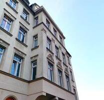 WOHNEN auf ca. 70 m² mit Balkon und EBK !! - Chemnitz Kapellenberg