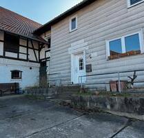 Einfamilienhaus zum Kauf - 63.000,00&nbsp;EUR Kaufpreis, ca.&nbsp; 100,00&nbsp;m&sup2; in Heringen (Werra) (PLZ: 36266)