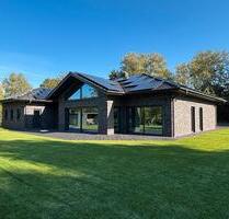 Exklusives Architektenhaus in Naturlage 100m von der Hunte - Oldenburg Drielaker-Moor