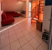 Galerie Wohnung - 860,00&nbsp;EUR Kaltmiete, ca.&nbsp; 95,00&nbsp;m&sup2; in Neukirchen bei Sulzbach-Rosenberg (PLZ: 92259)