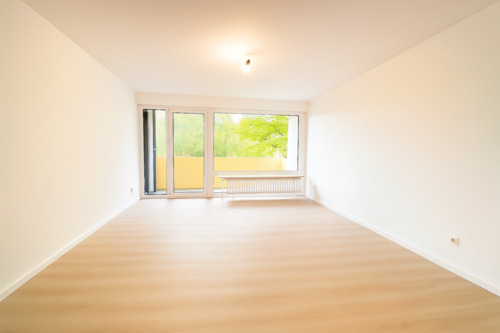 Foto - Frisch renovierte 3-Zimmer-Wohnung mit Balkon – Sofort verfügbar!