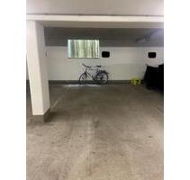 Tiefgaragenstellplatz - 50,00 EUR Miete, in Regensburg (PLZ: 93051) Ganghofersiedlung