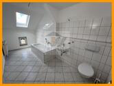 Foto - Preiswerte 2 DG-Zimmer Wohnung im Zentrum von Weida!