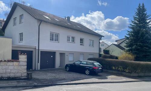 Foto - Einfamilienhaus mit ELW in Balingen