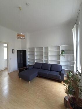 Foto - Vollmöblierte 3-Zimmer-Wohnung mit Siemens-Küche, Balkon & Gartennutzung – 93 m²