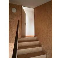 2 Zimmer - Dachgeschosswohnung in 50127 Bergheim - Quadrath