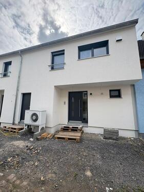 Foto - Erstbezug Zweifamilienhaus in ruhiger Lage in Knittlingen