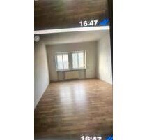 120 qm Wohnfläche neu renoviertes Apartment nur an seriöse Intres - Neunkirchen