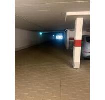 Tiefgaragenplatz zu vermieten ab 1.2.2026 oder früher - Singen (Hohentwiel)
