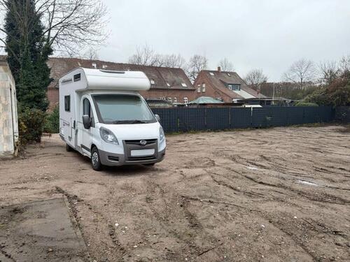 Foto - Stellplatz Wohnmobil Wohnwagen Anhänger in Essen Karnap