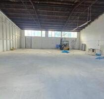 Halle für Hälfte 900€ Monatlich - Stuhr