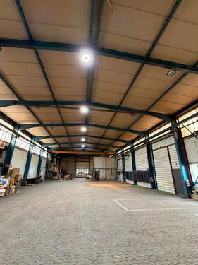 Foto - Lagerhalle - 3.670,00&nbsp;EUR Kaltmiete, ca.&nbsp; 5,50&nbsp;m&sup2;