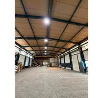 Lagerhalle - 3.670,00&nbsp;EUR Kaltmiete, ca.&nbsp; 5,50&nbsp;m&sup2; in Röttenbach (PLZ: 91187)