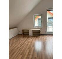1 Zimmer Maisonette Wohnung - 700,00&nbsp;EUR Kaltmiete, ca.&nbsp; 37,00&nbsp;m&sup2; in Pulheim (PLZ: 50259)