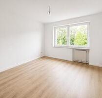 Renovierte 2- Zimmer Wohnung im 1 OG. - Duisburg Hochheide