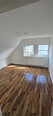 Foto - 2 Zimmer Wohnung frisch renoviert (wart38)