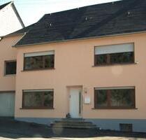 GUT AUFGETEILTES Einfamilienhaus inkl. GARAGE und Ausbaureserve - Morbach