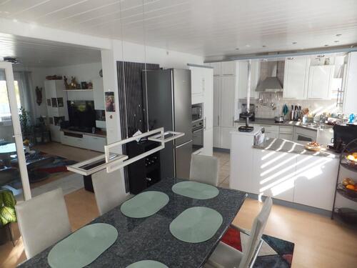 Foto - 4,5 Zimmer Whg, Wintergarten, Terrasse, Garten, Garage + Stellpl.