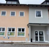 Vielseitig nutzbare Gewerbefläche mit ca. 160 m² - Falkenstein