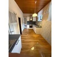 Altes Reihenmittenhaus wurde 2025 saniert 80 qm - Lösnich