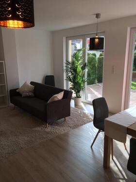 Foto - Modernes Reihenmittelhaus (Bj. 2019) mit 2 Wohneinheiten