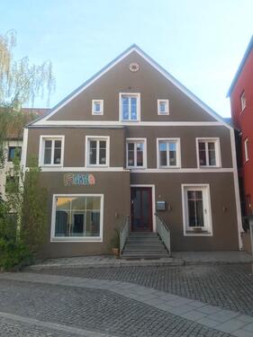 Foto - Wohn und Geschäftshaus -