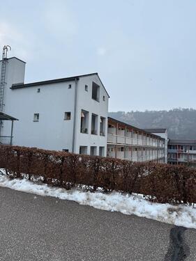 Foto - Frisch renovierte 1-Zimmer-Wohnung mit Balkon und Einbauküche