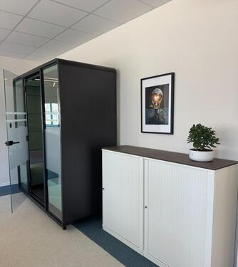 Foto - Modernes Office wartet auf EUCH!