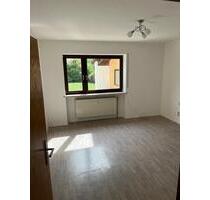 Helle 3-Zimmer-Erdgeschosswohnung mit Garten zu vermieten - Winzer