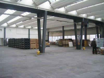 Foto - Lagerfläche Produktionsfläche Produktion Fläche zu vermieten