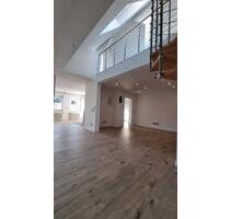 Großzügige 4-5 Zimmer Maisonett Wohnung mit 2 Bädern und Balkon - Kassel Südstadt Großzügige 4-5 Zimmer Maisonett Wohnung mit 2 Bädern und Balkon - Kassel Südstadt