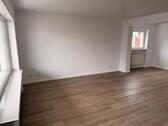 Foto - renovierte 3-Zimmer-Wohnung mit Balkon und EBK in Hofheim-Mitte