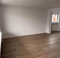 renovierte 3-Zimmer-Wohnung mit Balkon und EBK in Hofheim-Mitte - Hofheim am Taunus
