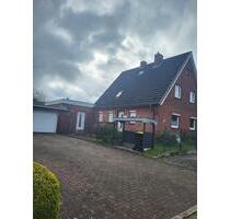 Einfamilienhaus mit Einliegerwohnung zum 01.02.26 zu vermieten - Büdelsdorf