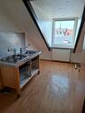 Foto - Sehr schöne 4 Zimmer Wohnung sehr zentral frisch renoviert