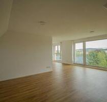 junges 2-Zimmer-Appartement mit phantastischem Ausblick - Erstbezug - KEINE Heizkosten !!! - Rodewisch