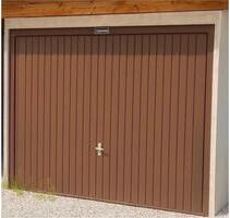 Geräumige Garage zu vermieten - 60,00 EUR Miete, in Aiterhofen (PLZ: 94330)